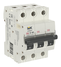 Автоматический выключатель IEK ARMAT 3P 40А (D) 10кА, AR-M10N-3-D040
